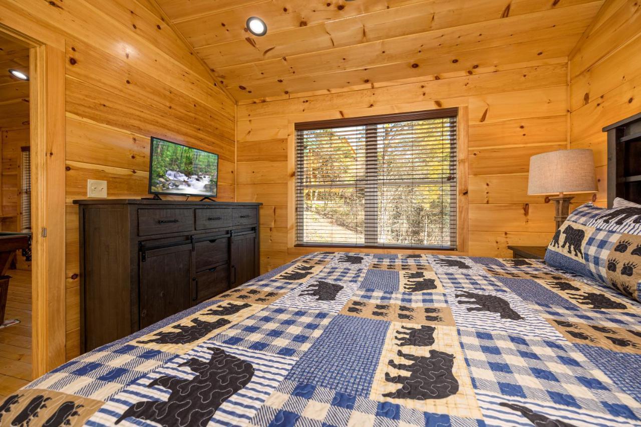 5Bd5B Escape Cabin With 2 Hottubs, Thtr &Game Rm,1Mi To The Parkway! 4Mi To Dollywood - Spring Deal Pigeon Forge Buitenkant foto