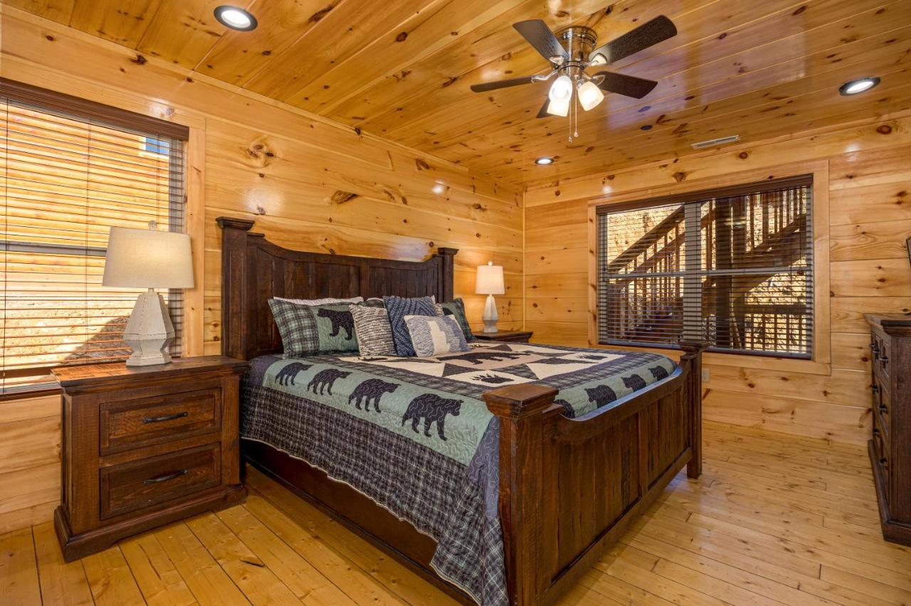 5Bd5B Escape Cabin With 2 Hottubs, Thtr &Game Rm,1Mi To The Parkway! 4Mi To Dollywood - Spring Deal Pigeon Forge Buitenkant foto