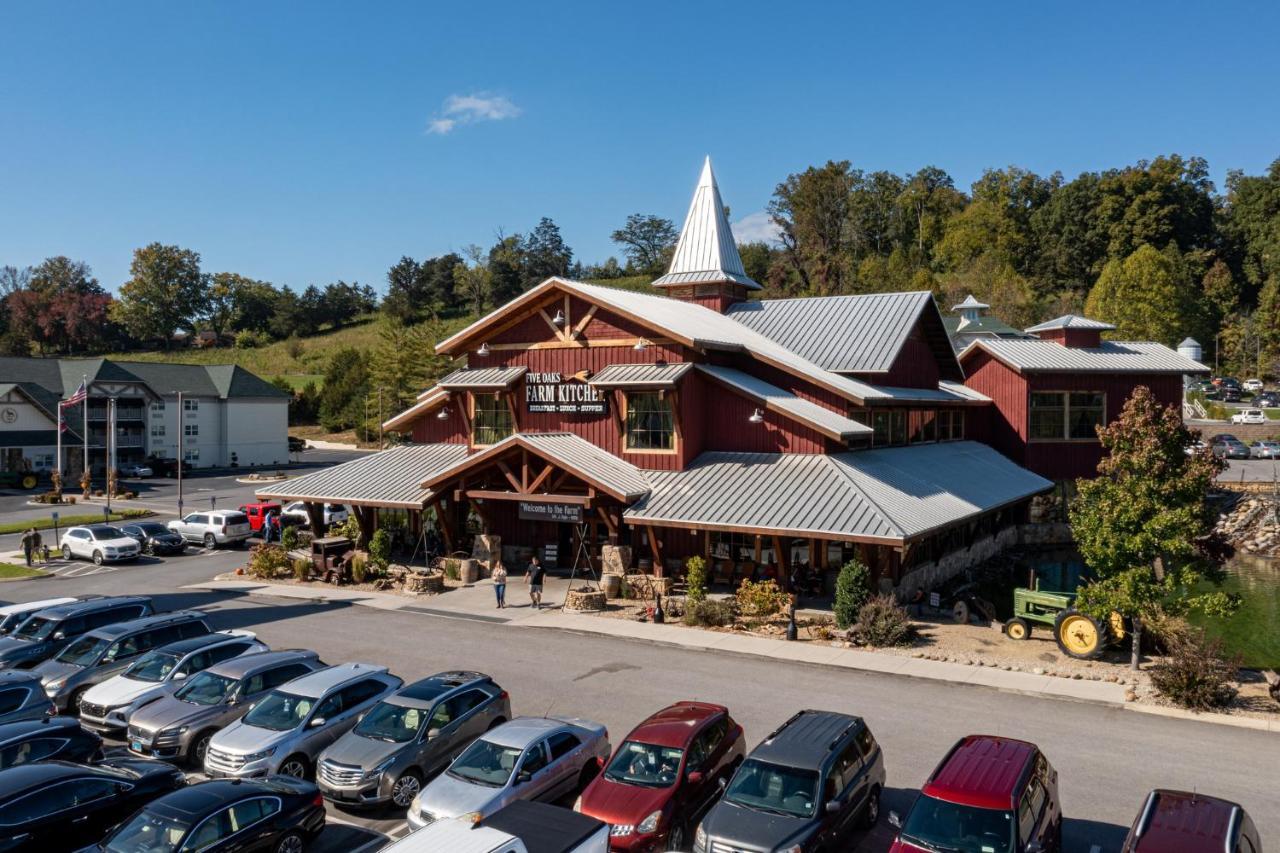 5Bd5B Escape Cabin With 2 Hottubs, Thtr &Game Rm,1Mi To The Parkway! 4Mi To Dollywood - Spring Deal Pigeon Forge Buitenkant foto